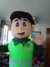 RÉPLICA INFLABLE CAMINANTE POLICIA